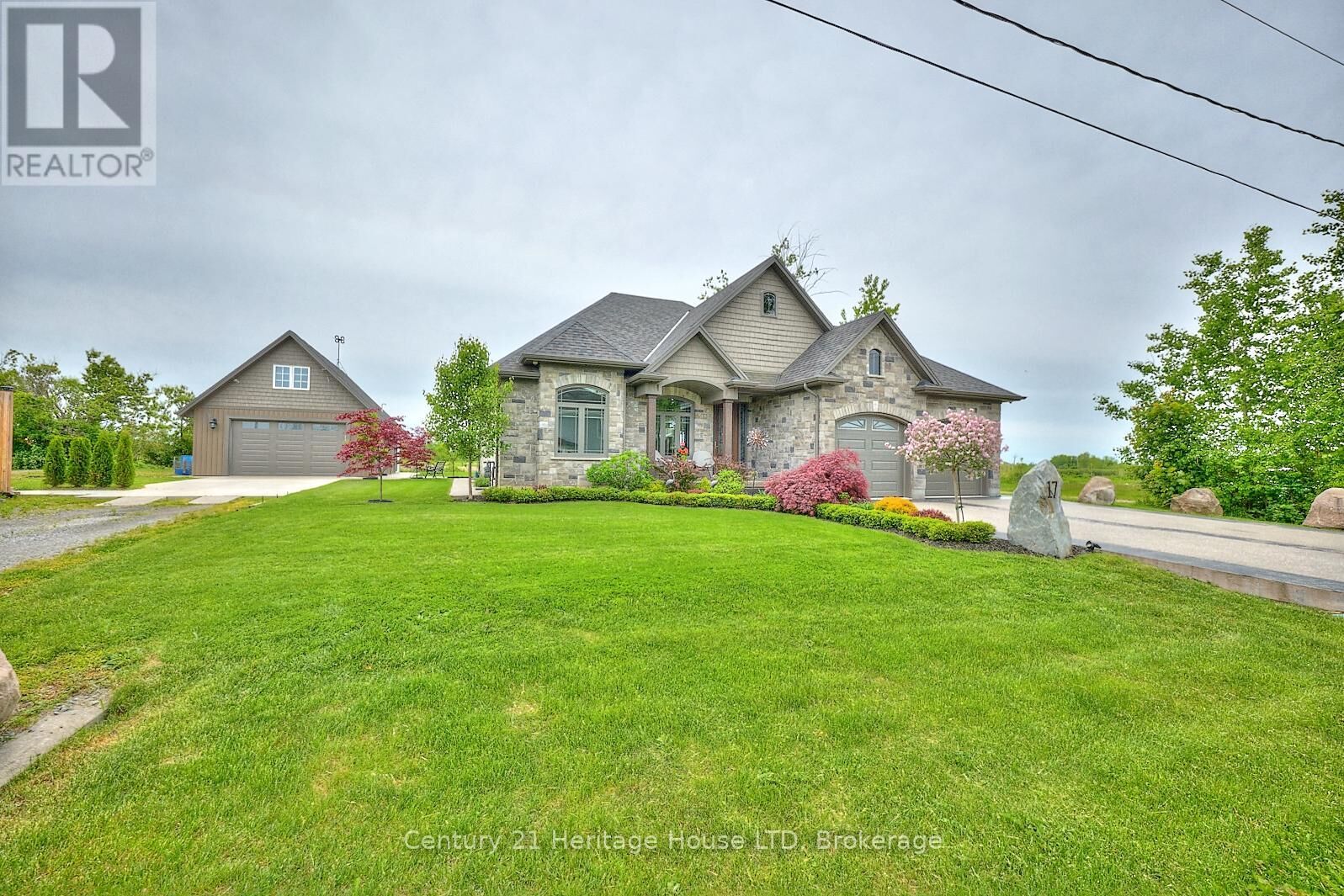 Photo de la propriété:  17 Biggar Road  ON L0S 1K0 