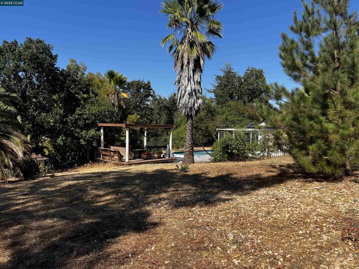 Property Photo:  209 Gerry Ct.  CA 94596 