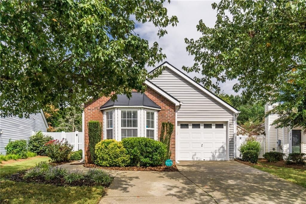 Property Photo:  3462 Avensong Village Circle  GA 30004 