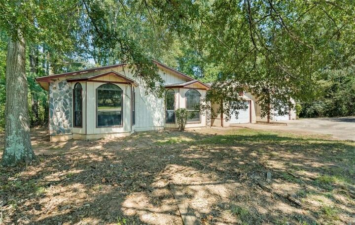 Property Photo:  64 Ruby Drive  GA 30293 