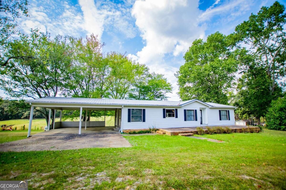 Property Photo:  3920 County Road 48  AL 36273 