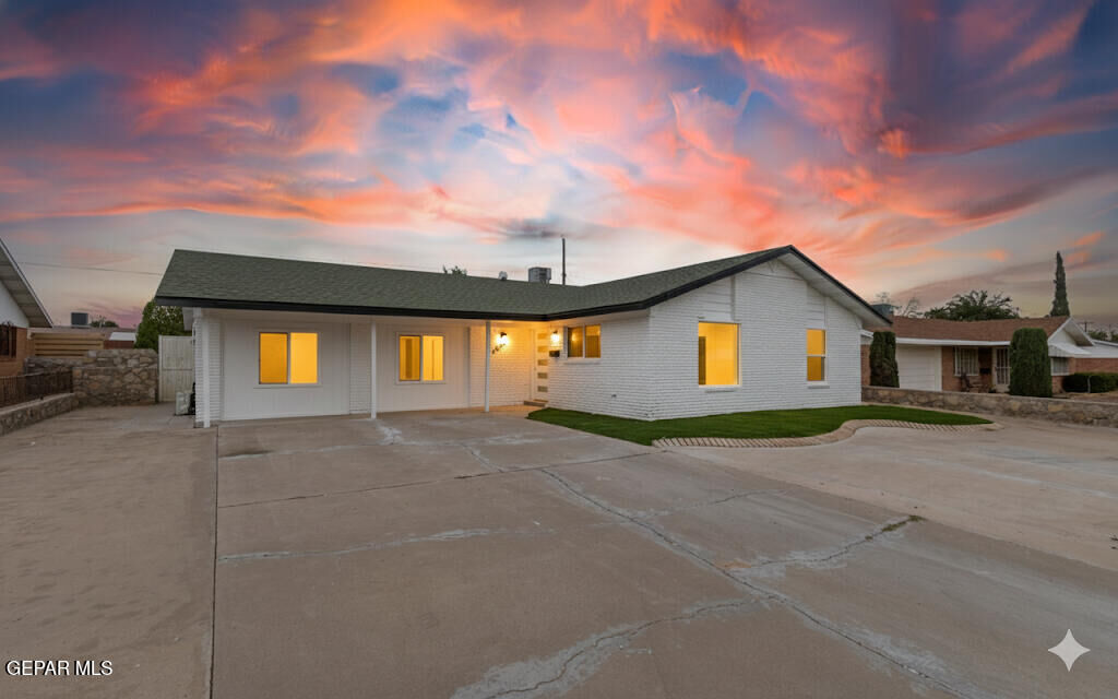 Property Photo:  3202 Wedgewood Drive  TX 79925 