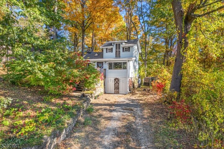 204 Wawayanda Rd  Vernon Twp. NJ 07422 photo