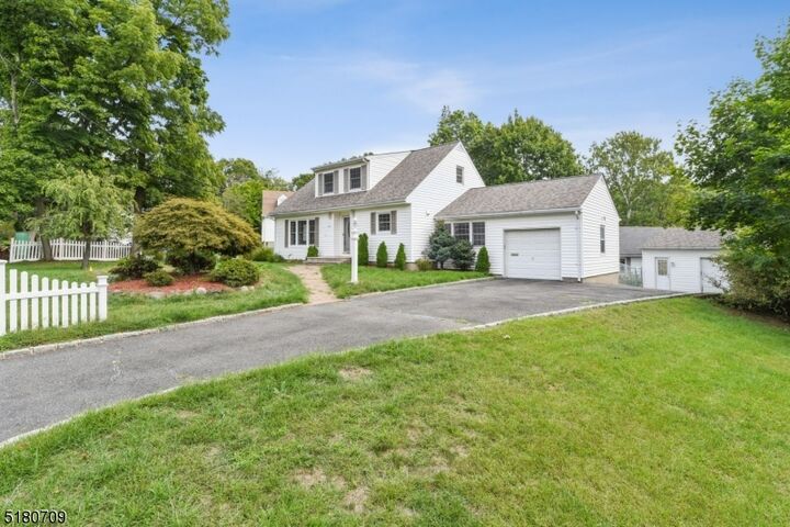 Property Photo: 156 Sycamore Ave NJ 07039