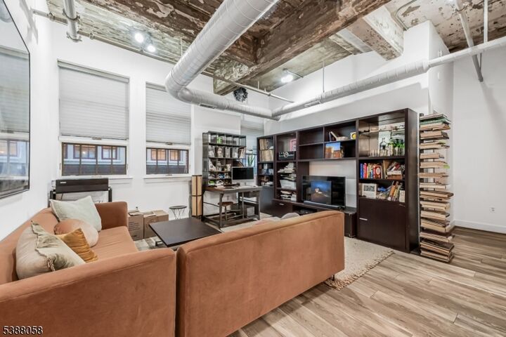 Property Photo:  140 Bay St 2F  NJ 07302