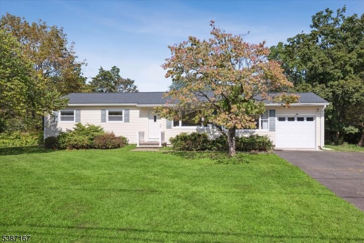 6 Crestwood Ave  Hillsborough Twp. NJ 08844 photo