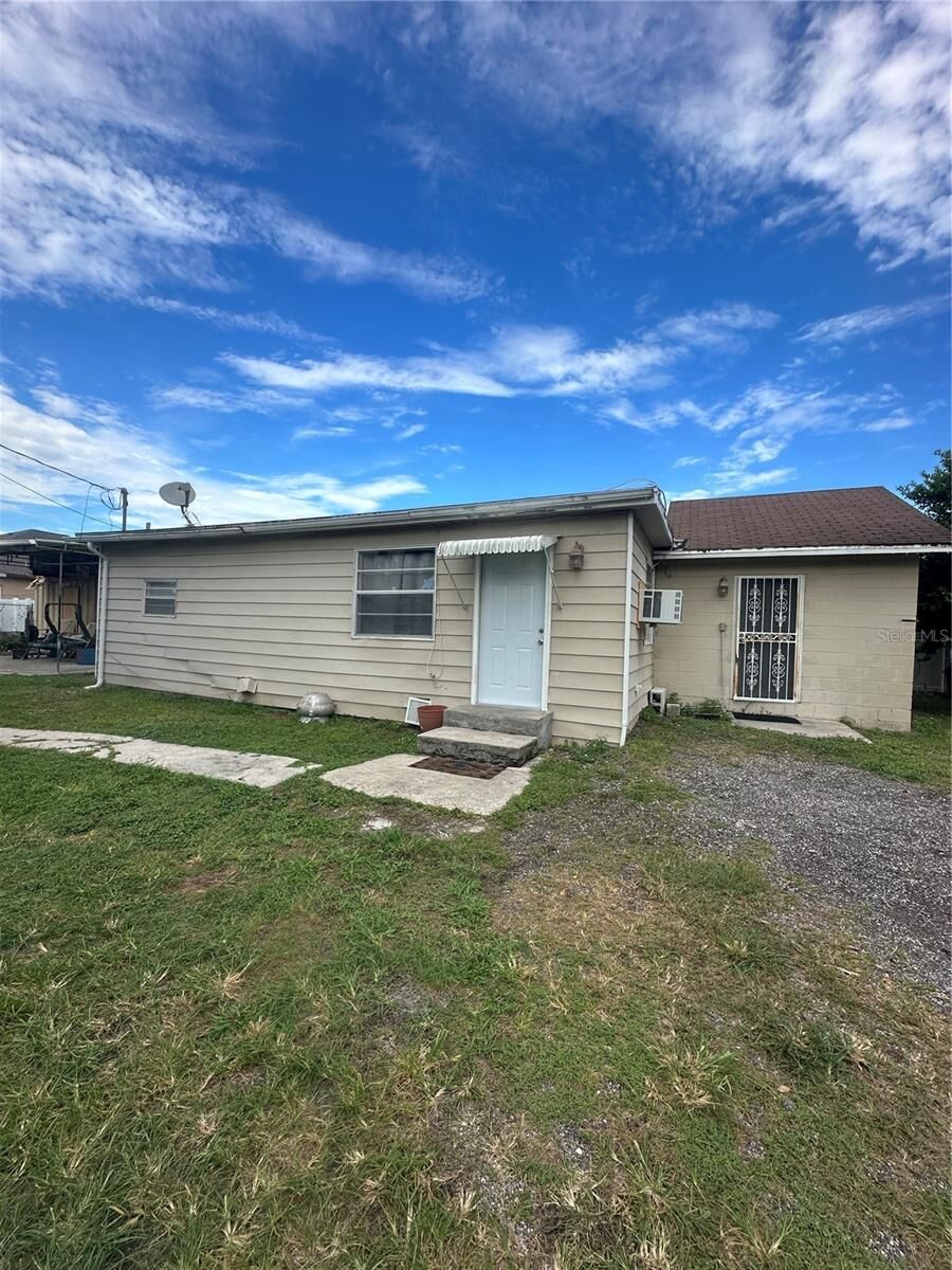 Property Photo: 3923 W Flora Street FL 33614