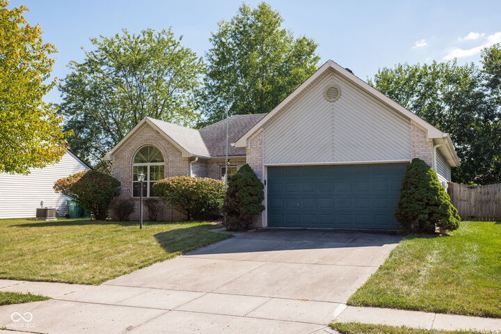 Property Photo: 8913 Birkdale Circle IN 46234