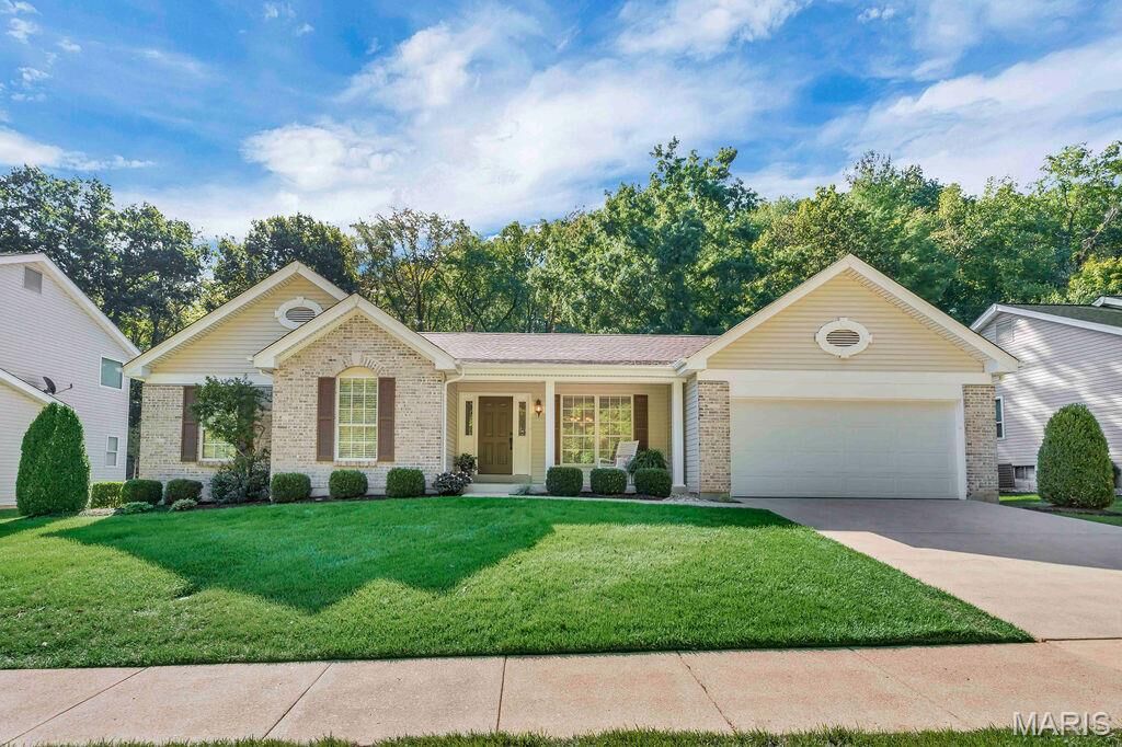 Property Photo:  969 Kiefer Trails Drive  MO 63021 