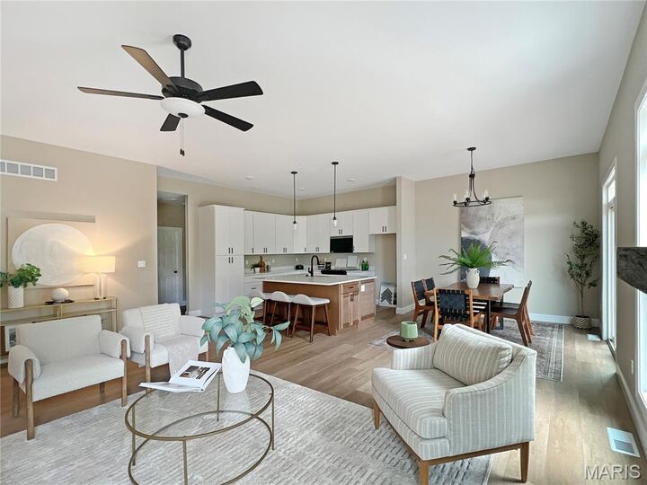 Property Photo:  108 Fiddlers Close Road 108 Stb  MO 63090