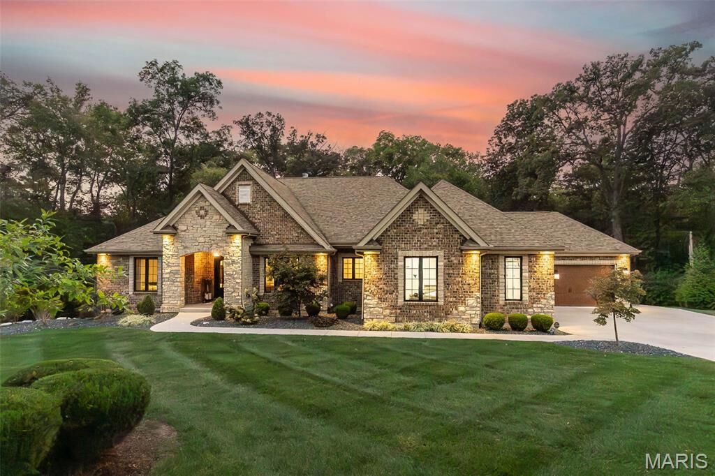 Property Photo: 3 Woodview Drive MO 63367