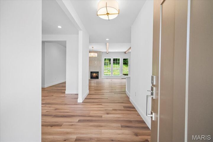 Property Photo: 477 Parkview Lane MO 63025
