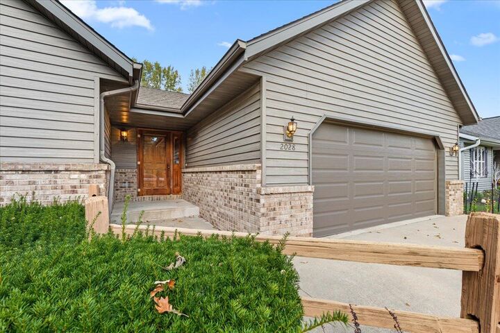 Property Photo:  2028 Cardinal Dr  WI 53090 