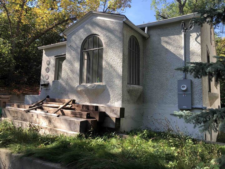 Property Photo: 600 2nd St SE ND 58701