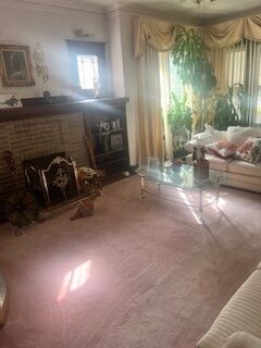 Property Photo:  