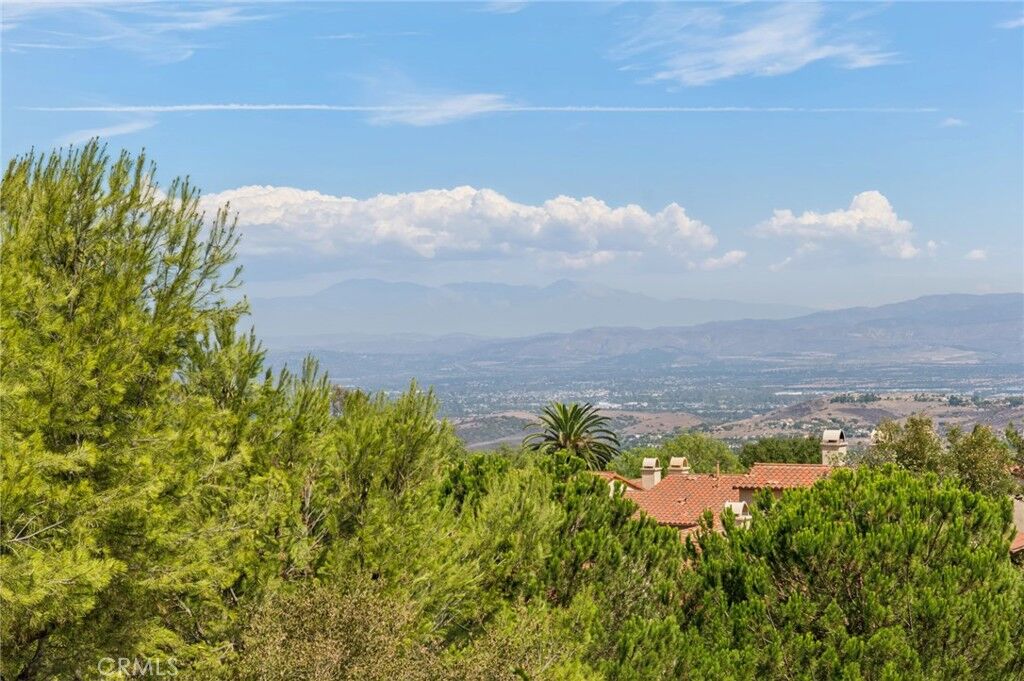 Property Photo: 4 Still Water CA 92657