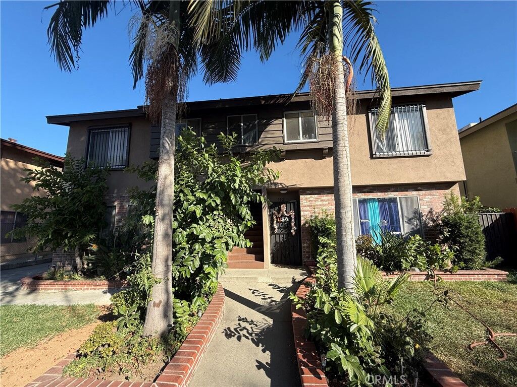Property Photo: 552 S 6th S CA 90640