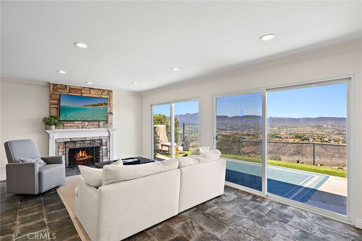 Property Photo:  3058 Nestall Road  CA 92651 