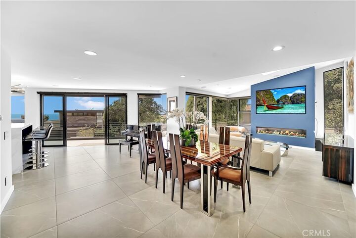 Property Photo:  167 Nyes Place  CA 92651 