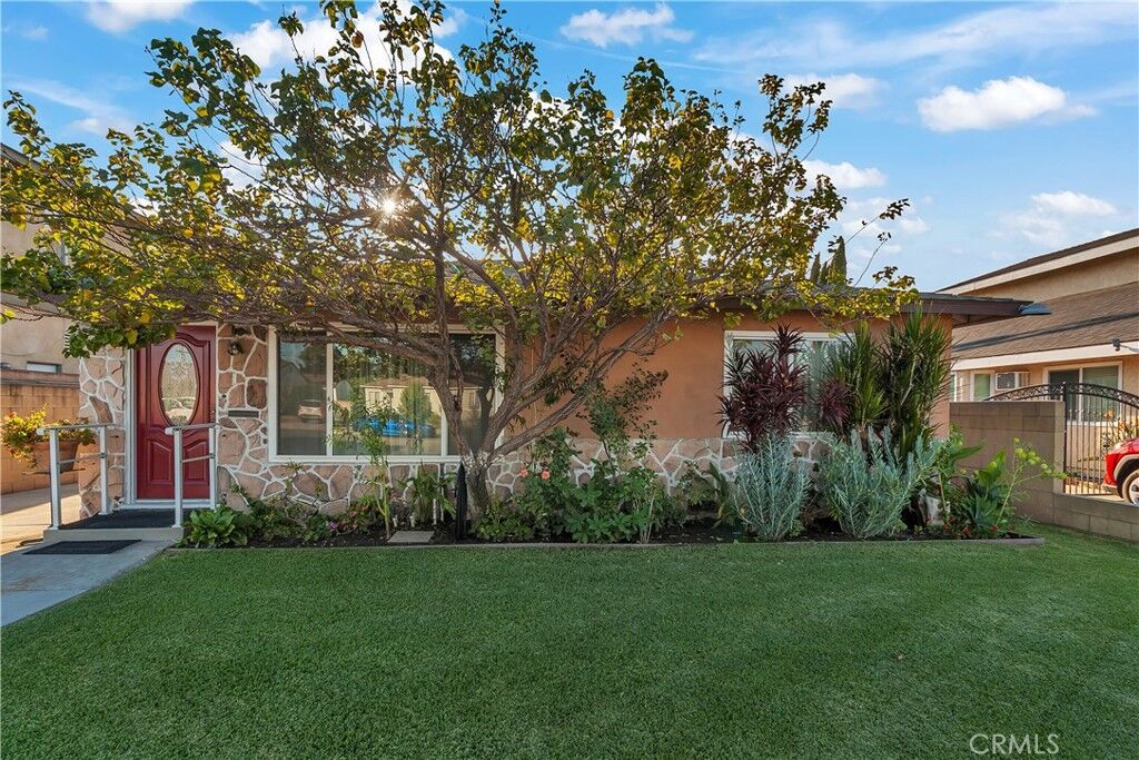 Property Photo:  5941 Stanton Ave  CA 90621 