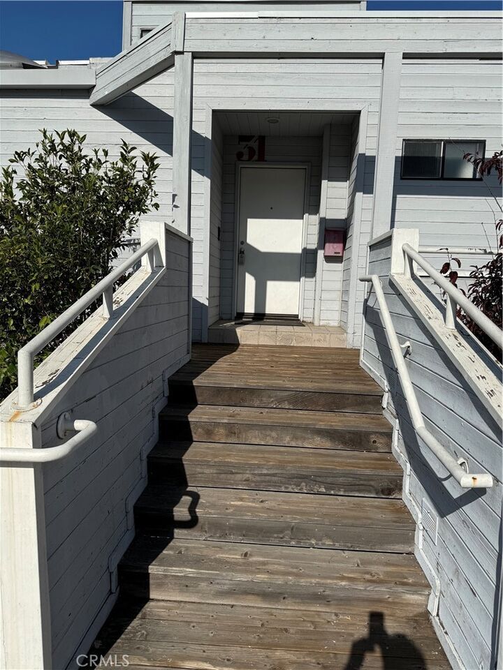 Property Photo: 31 Hathway Avenue CA 93405