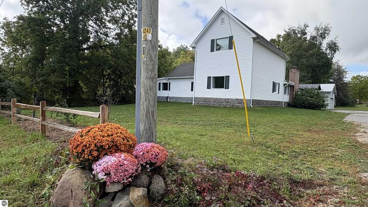 Property Photo: 2533 Lunatic Lane MI 49685
