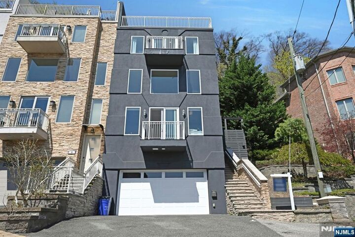 3 Oakdene Terrace 3  Edgewater NJ 07020 photo