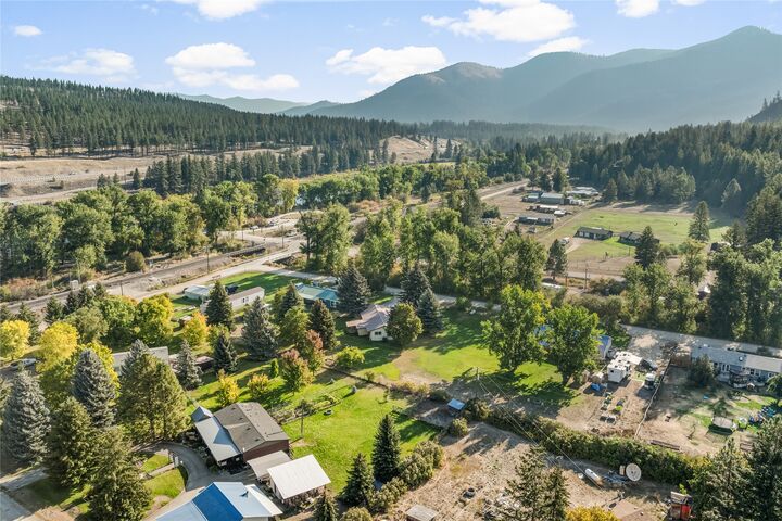 Property Photo: 1011 Runyon Drive MT 59820