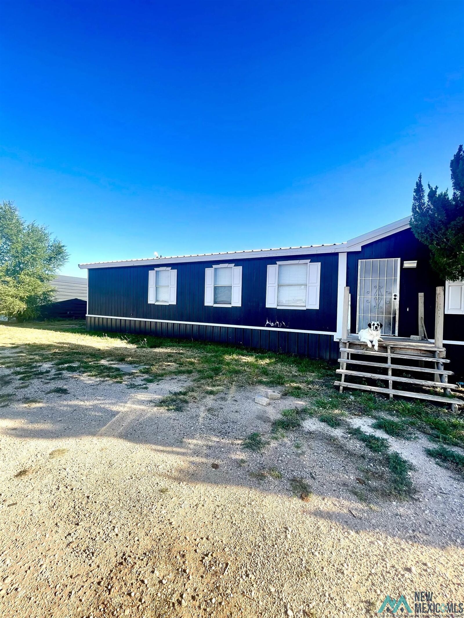Property Photo:  1237 Ranchero  NM 88101