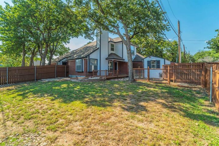 5629 Chimney Rock Drive  Arlington TX 76017 photo