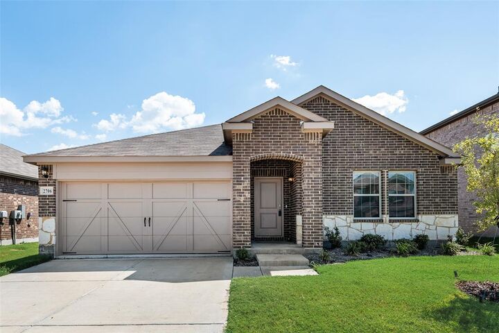 Property Photo: 2706 Knollwood Trail TX 75114