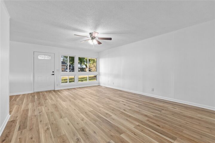 Property Photo:  467 Carr Court  AR 72601 