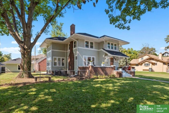 Property Photo:  6524 N 24th Street  NE 68112 