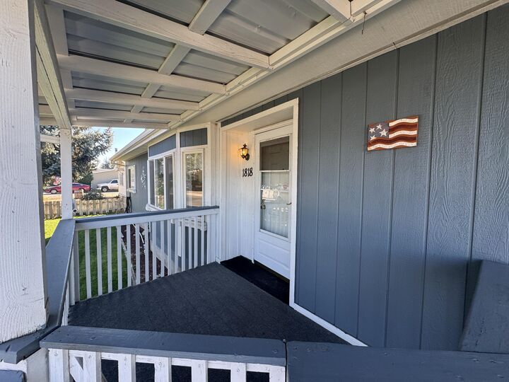 Property Photo:  1818 NW Fir Avenue  OR 97756 