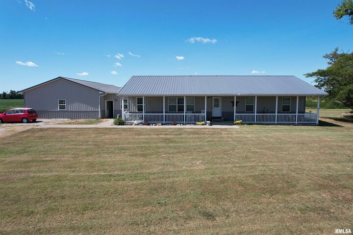 Property Photo:  22035 N Old Centralia Lane  IL 62830 
