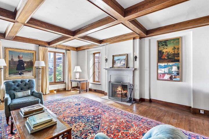 Property Photo: 142 Chestnut Street Ph MA 02108