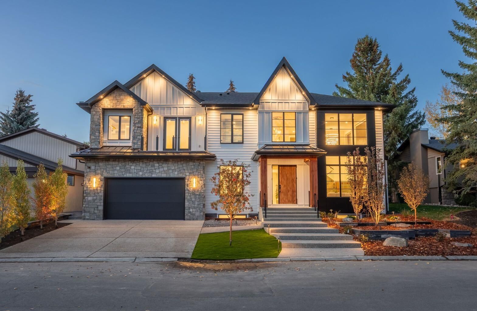 Property Photo:  620 Varsity Estates Crescent NW  AB T3B 3C3 