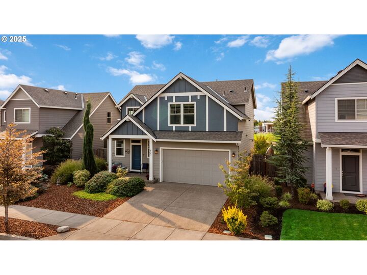 Property Photo:  400 W Dixon Dr  OR 97132 