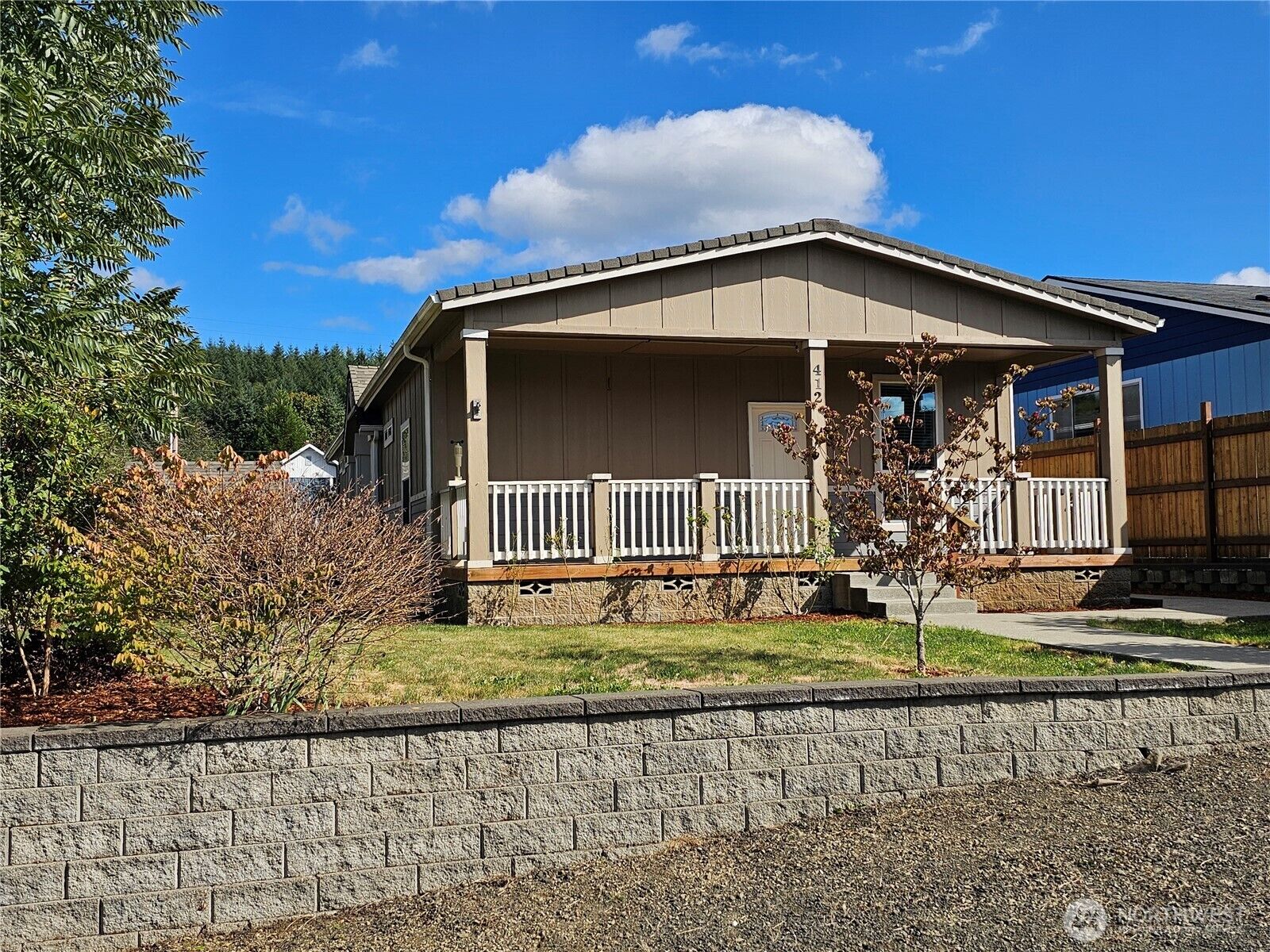 Property Photo: 412 S 2nd Street WA 98557