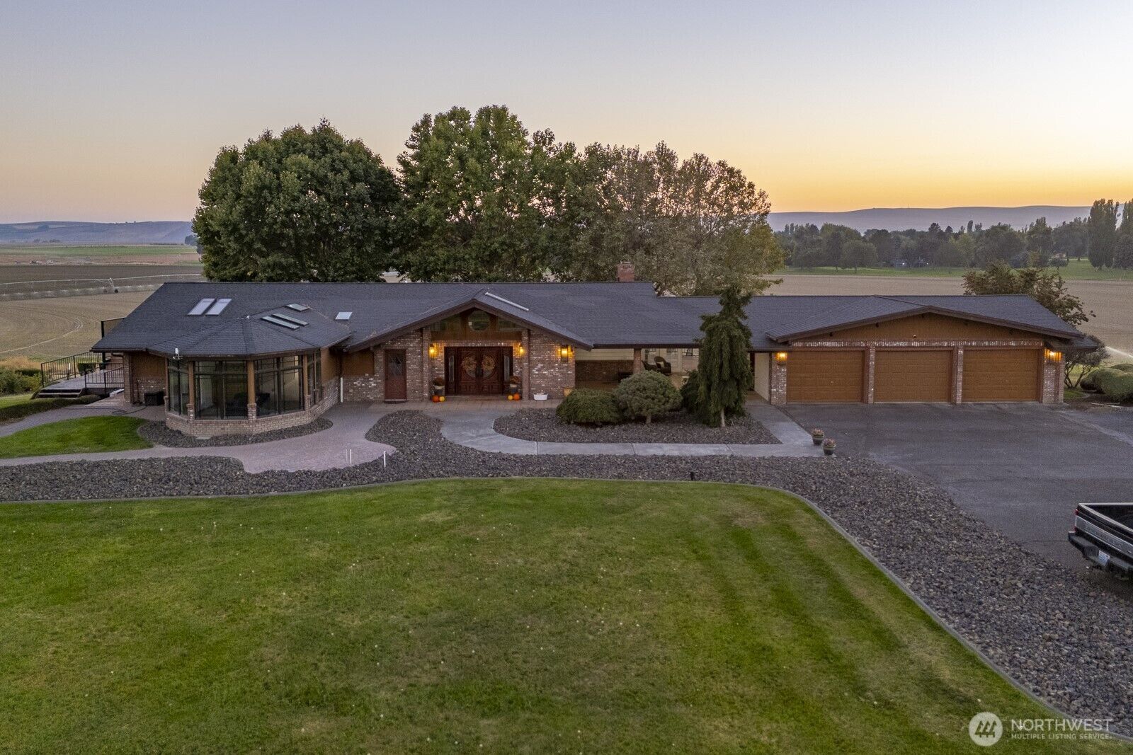 MLS#2436782: 2229 W Bench Road, Othello, WA 99344