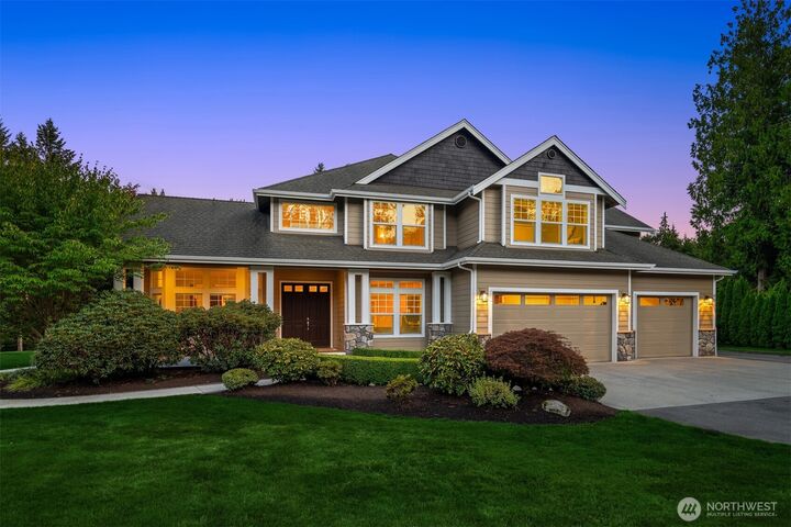 Property Photo:  4931  125th Avenue SE  WA 98290 