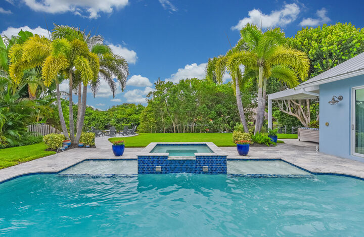 Property Photo:  730 Camino Lakes Circle  FL 33486 