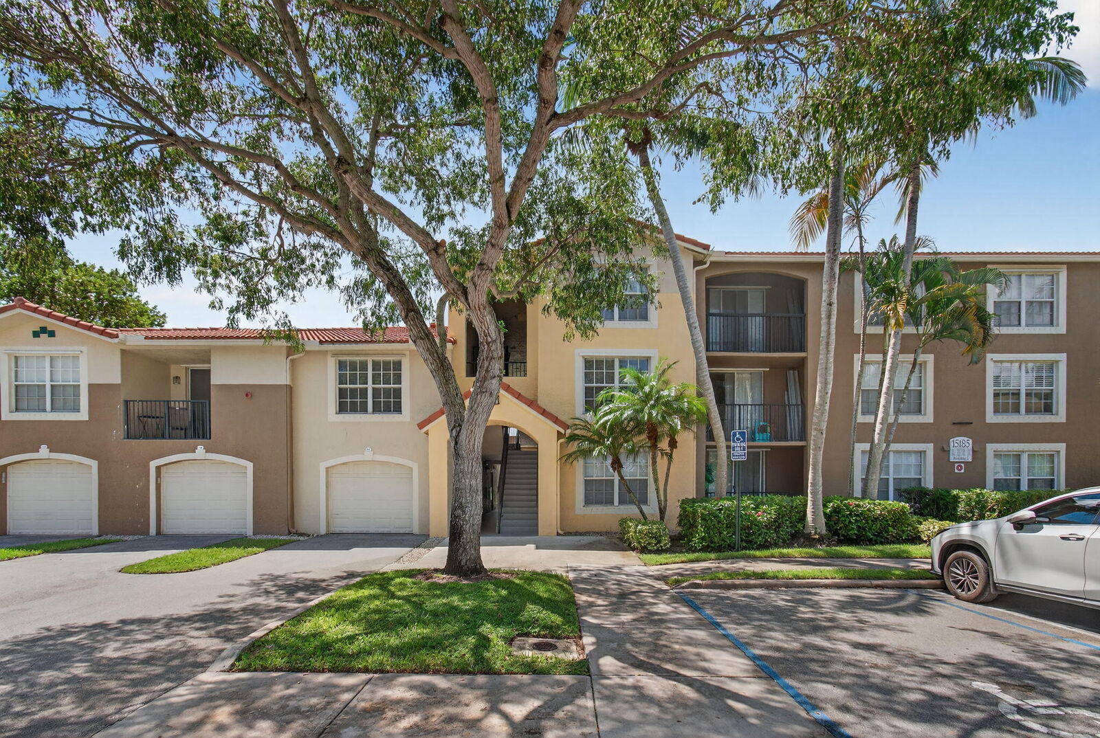 Property Photo:  15185 Michelangelo Boulevard 202  FL 33446 