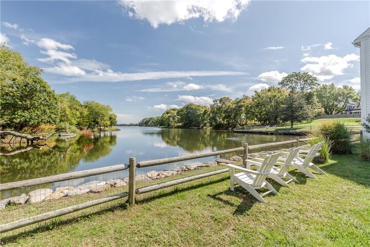 Property Photo:  40 Web Avenue 18  RI 02852 