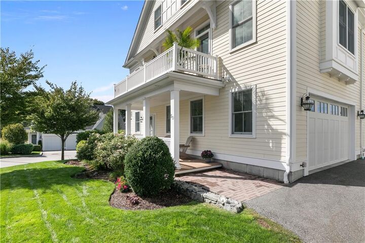 Property Photo:  50 Kettle Point Avenue 50  RI 02914 