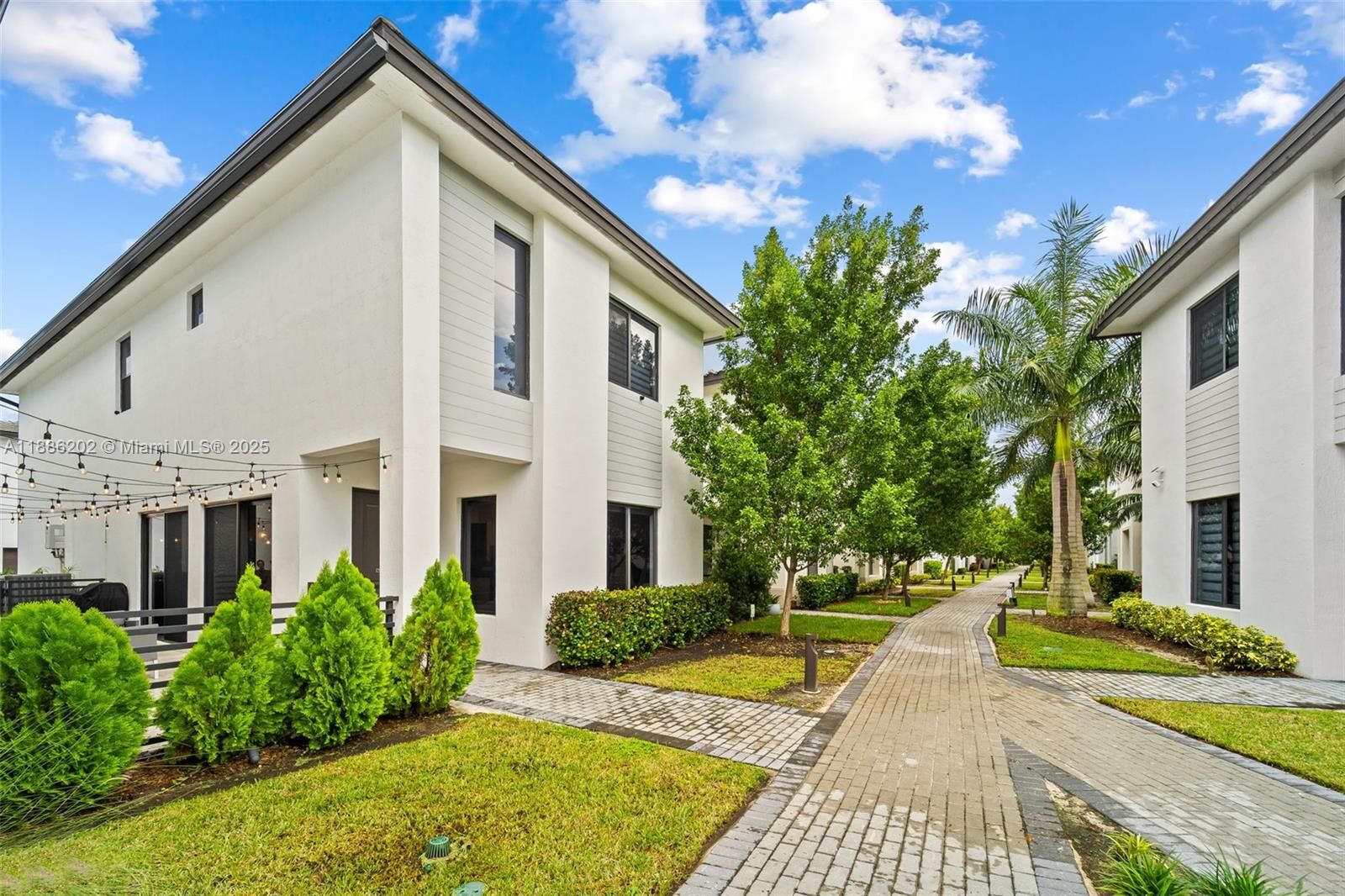 Property Photo: 4420 NW 81st Ave 0 FL 33166