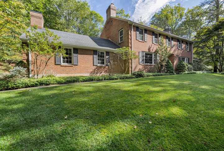 Property Photo:  300 Ives Street  CT 06518 