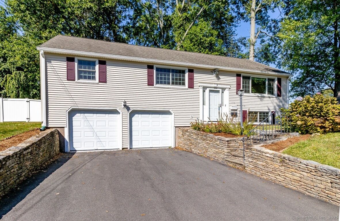 Property Photo: 193 Connecticut Avenue CT 06111