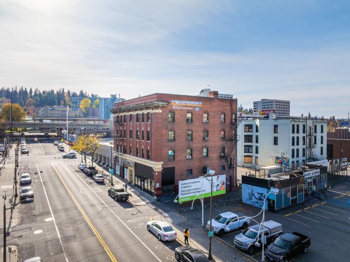 Property Photo:  224 S Howard St  WA 99201 