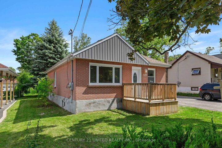 Property Photo:  185 Dumble Avenue  ON K9H 5B3 